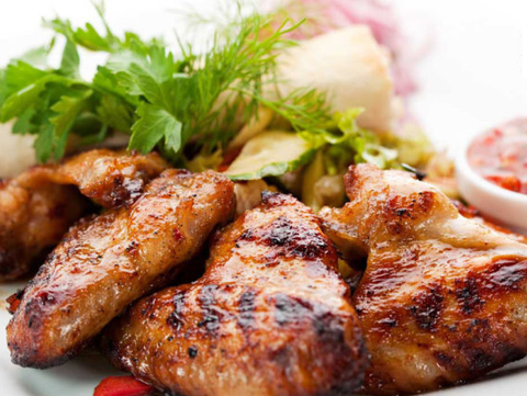 Peek kai tod - 5 stuks gegrilde kip vleugels met bijgerecht naar keuze